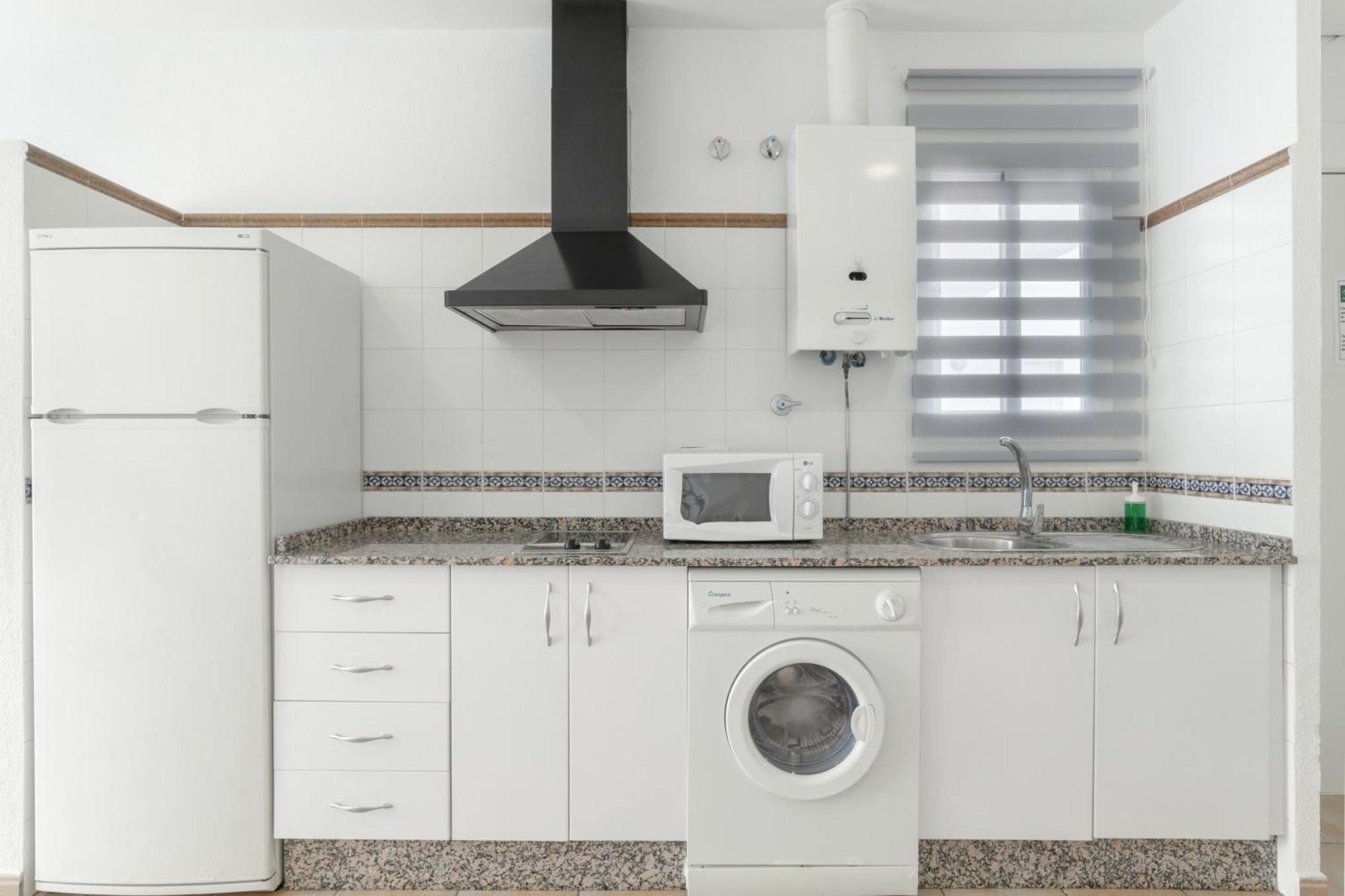 Apartamento Perez Zara 7 科尼尔-德拉弗龙特拉 外观 照片