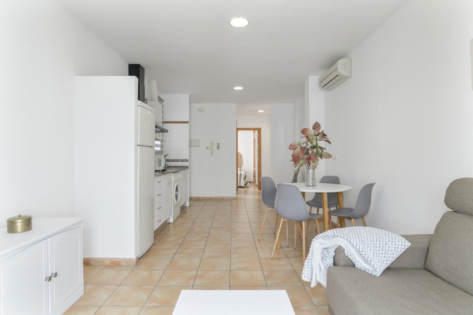 Apartamento Perez Zara 7 科尼尔-德拉弗龙特拉 外观 照片