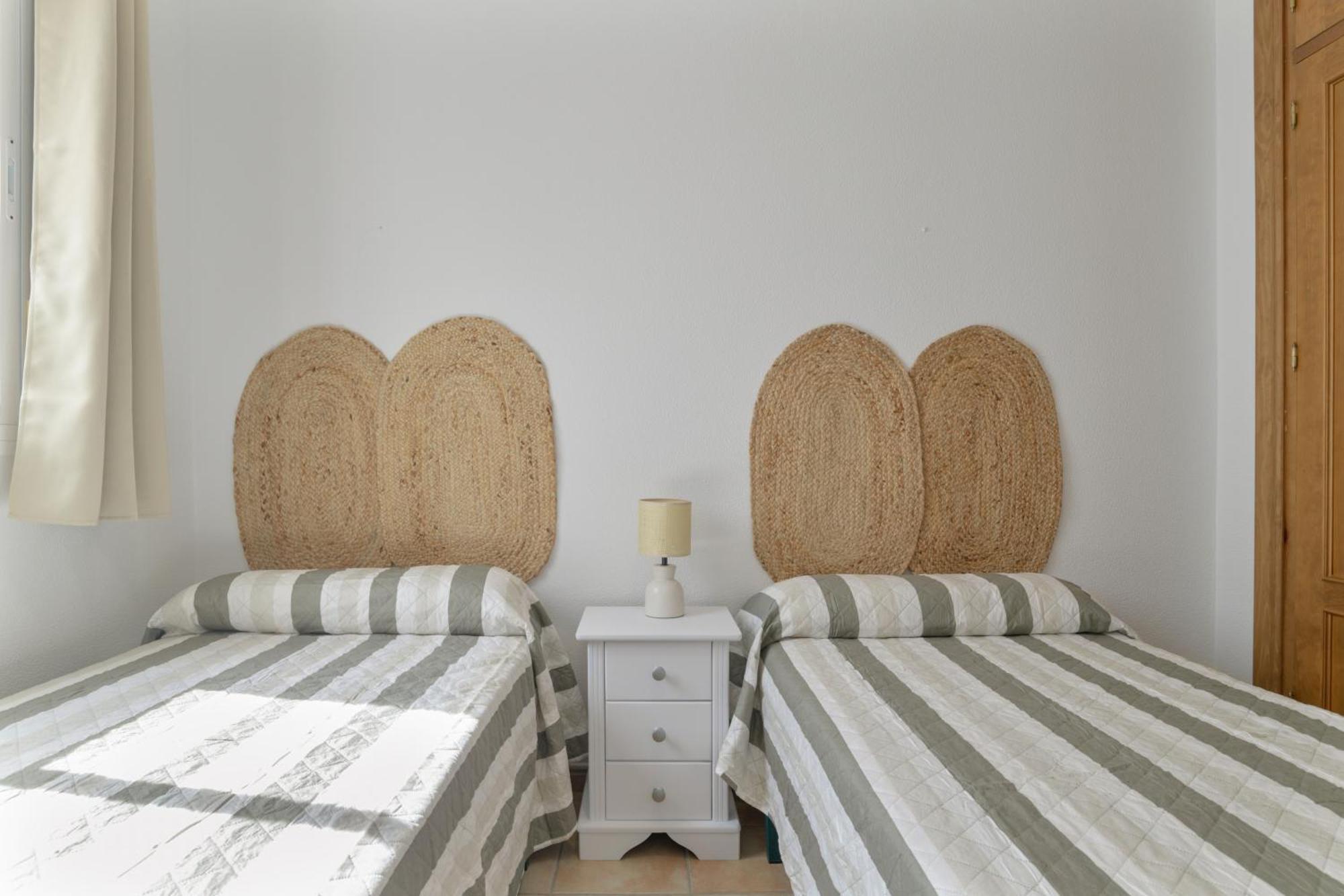 Apartamento Perez Zara 7 科尼尔-德拉弗龙特拉 外观 照片